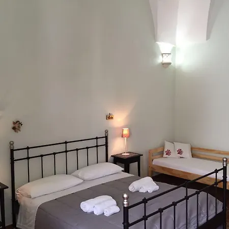 לינה וארוחת בוקר Curallu גאליפולי